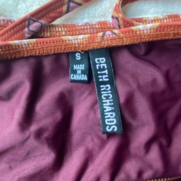 New! Beth Richards Gina one piece in Triangle geo print , saffron 19819 - Picture 14 of 16